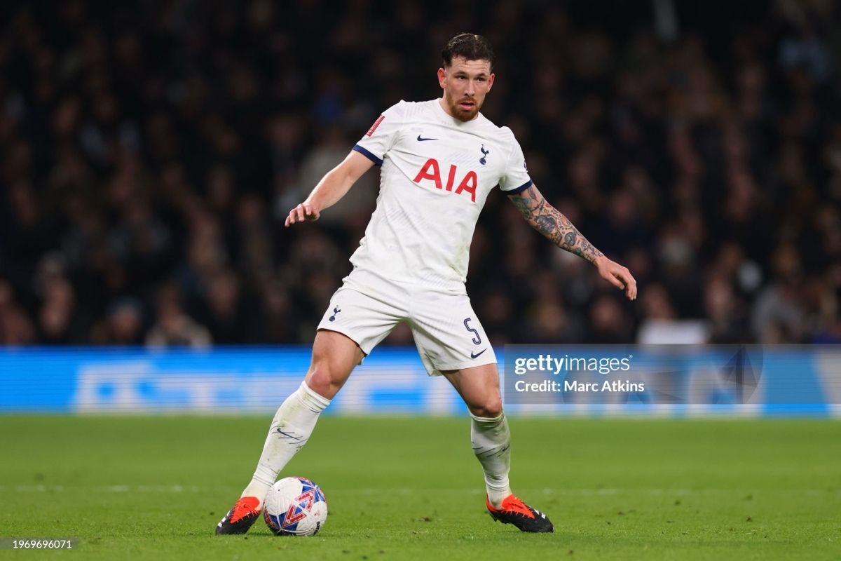 Tottenham’s Højbjerg Refuses Transfer: Insights into His Pivotal Decision
